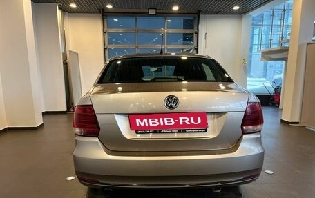 Volkswagen Polo VI (EU Market), 2015 год, 1 015 000 рублей, 4 фотография