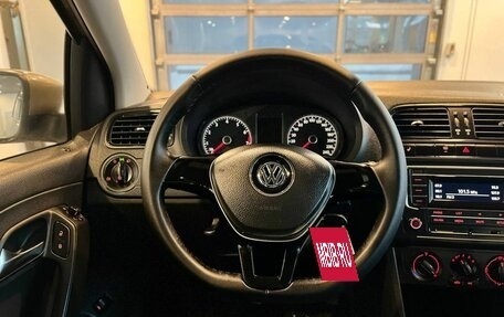 Volkswagen Polo VI (EU Market), 2015 год, 1 015 000 рублей, 10 фотография