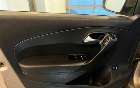 Volkswagen Polo VI (EU Market), 2015 год, 1 015 000 рублей, 21 фотография