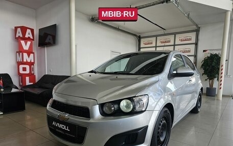 Chevrolet Aveo III, 2013 год, 945 000 рублей, 2 фотография