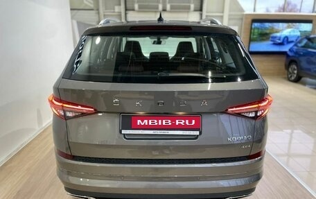 Skoda Kodiaq I, 2025 год, 5 050 000 рублей, 4 фотография