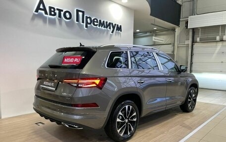 Skoda Kodiaq I, 2025 год, 5 050 000 рублей, 5 фотография