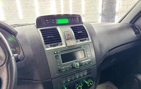 ЛуАЗ Patriot, 2014 год, 700 000 рублей, 14 фотография