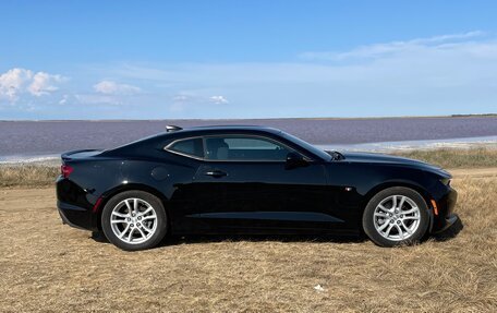 Chevrolet Camaro VI, 2022 год, 3 400 000 рублей, 2 фотография