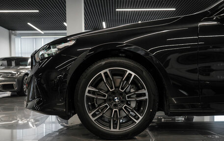 BMW 5 серия, 2025 год, 8 550 000 рублей, 28 фотография