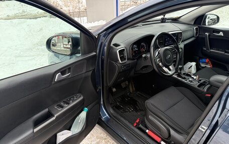 KIA Sportage IV рестайлинг, 2021 год, 2 495 000 рублей, 8 фотография