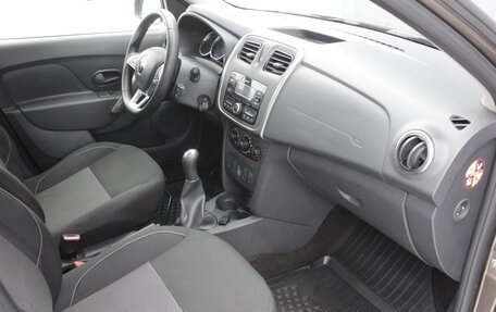 Renault Logan II, 2019 год, 1 100 000 рублей, 5 фотография