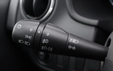 Renault Logan II, 2019 год, 1 100 000 рублей, 9 фотография