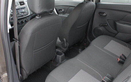 Renault Logan II, 2019 год, 1 100 000 рублей, 20 фотография