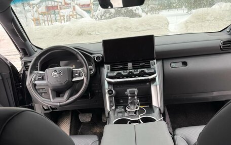 Toyota Land Cruiser, 2024 год, 15 500 000 рублей, 6 фотография