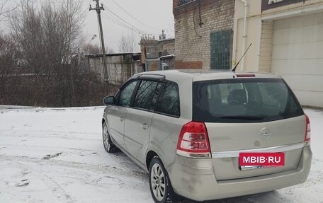 Opel Zafira B, 2010 год, 600 000 рублей, 3 фотография
