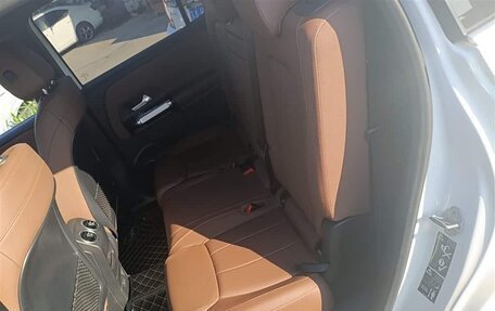 Mercedes-Benz GLB, 2021 год, 2 100 325 рублей, 13 фотография