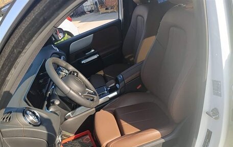 Mercedes-Benz GLB, 2021 год, 2 100 325 рублей, 14 фотография