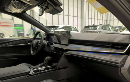 Toyota Camry, 2025 год, 4 780 000 рублей, 13 фотография