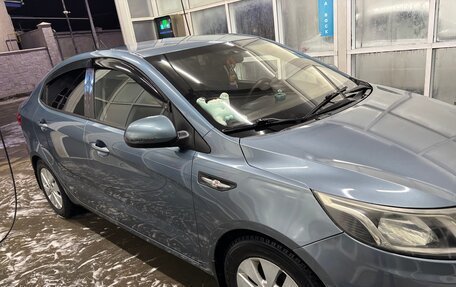 KIA Rio III рестайлинг, 2013 год, 900 000 рублей, 1 фотография