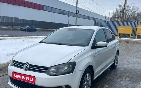 Volkswagen Polo VI (EU Market), 2011 год, 870 000 рублей, 1 фотография