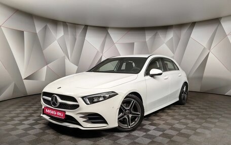 Mercedes-Benz A-Класс, 2020 год, 3 350 000 рублей, 1 фотография