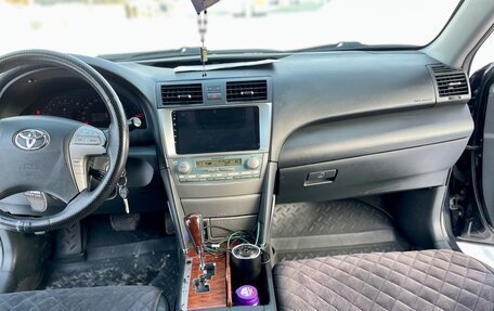 Toyota Camry, 2008 год, 900 000 рублей, 13 фотография