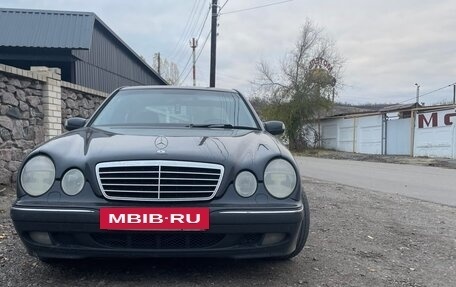 Mercedes-Benz E-Класс, 2000 год, 650 000 рублей, 9 фотография