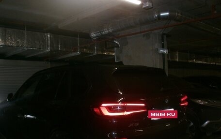 BMW X5, 2021 год, 11 000 000 рублей, 2 фотография