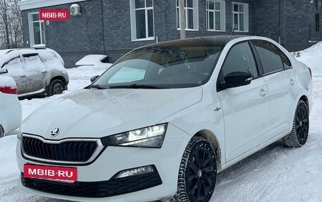 Skoda Rapid II, 2021 год, 1 350 000 рублей, 2 фотография
