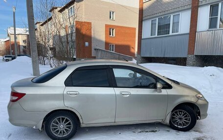 Honda Fit Aria, 2004 год, 365 000 рублей, 3 фотография