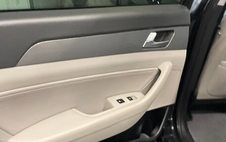 Hyundai Sonata VII, 2018 год, 1 950 000 рублей, 13 фотография