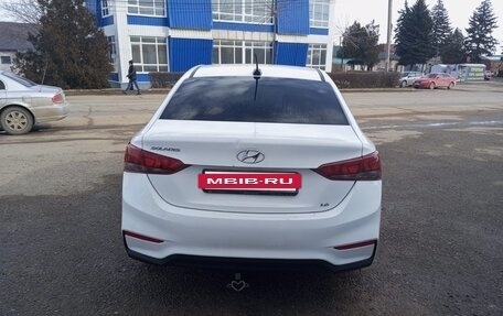 Hyundai Solaris II рестайлинг, 2019 год, 950 000 рублей, 3 фотография