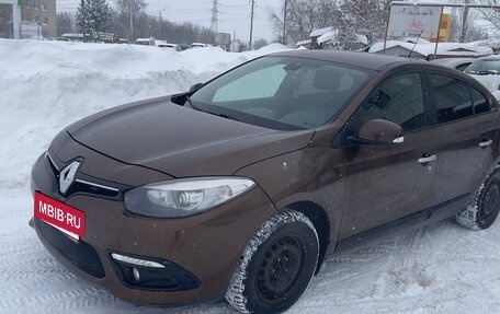 Renault Fluence I, 2014 год, 800 000 рублей, 2 фотография
