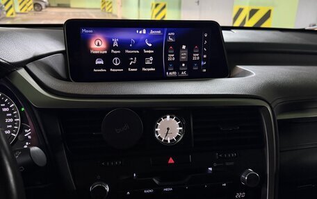 Lexus RX IV рестайлинг, 2018 год, 4 500 000 рублей, 14 фотография