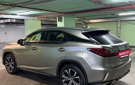 Lexus RX IV рестайлинг, 2018 год, 4 500 000 рублей, 7 фотография