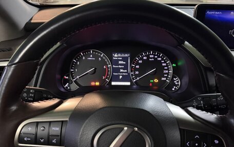 Lexus RX IV рестайлинг, 2018 год, 4 500 000 рублей, 18 фотография