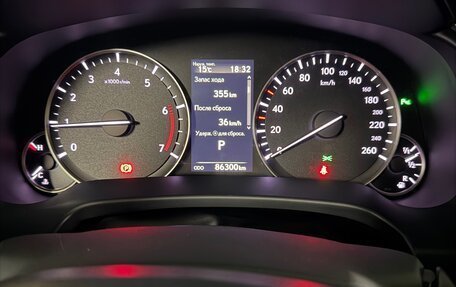 Lexus RX IV рестайлинг, 2018 год, 4 500 000 рублей, 16 фотография