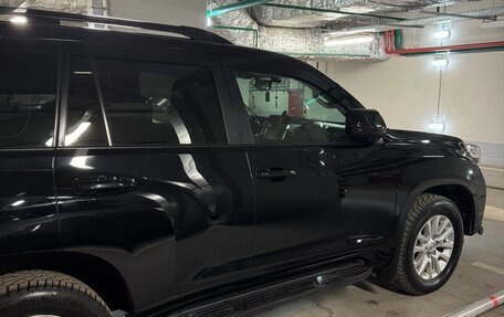 Toyota Land Cruiser Prado 150 рестайлинг 2, 2013 год, 4 350 000 рублей, 1 фотография