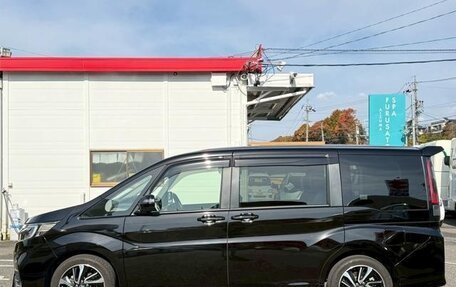 Honda Stepwgn IV, 2018 год, 1 700 000 рублей, 5 фотография