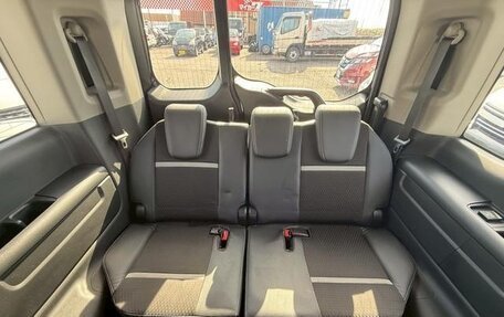 Honda Stepwgn IV, 2018 год, 1 700 000 рублей, 19 фотография