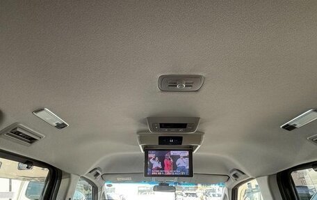 Honda Stepwgn IV, 2018 год, 1 700 000 рублей, 36 фотография