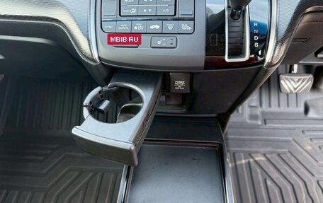 Honda Stepwgn IV, 2018 год, 1 700 000 рублей, 33 фотография