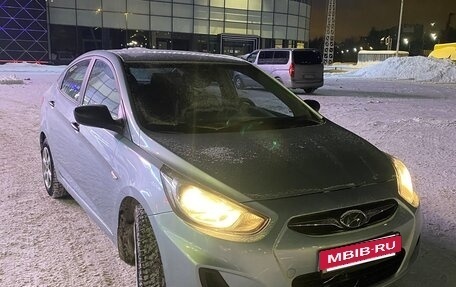 Hyundai Solaris II рестайлинг, 2012 год, 890 000 рублей, 2 фотография