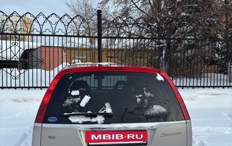 Honda Stream I рестайлинг, 2001 год, 600 000 рублей, 11 фотография