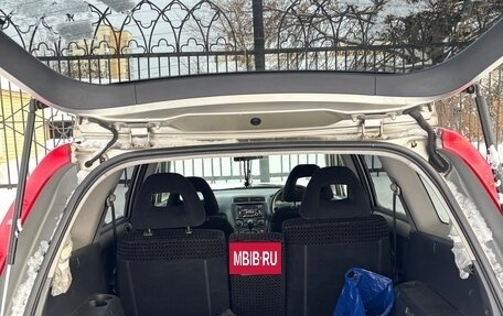 Honda Stream I рестайлинг, 2001 год, 600 000 рублей, 14 фотография