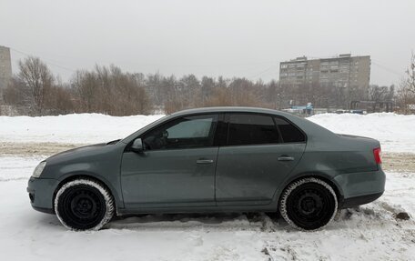 Volkswagen Jetta VI, 2006 год, 320 000 рублей, 2 фотография