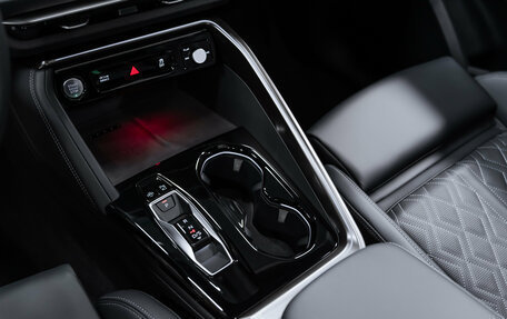 Audi Q5, 2025 год, 7 715 000 рублей, 15 фотография