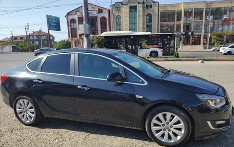 Opel Astra J, 2013 год, 799 000 рублей, 3 фотография