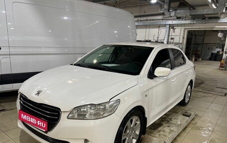 Peugeot 301 I рестайлинг, 2013 год, 700 000 рублей, 4 фотография