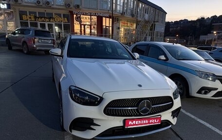 Mercedes-Benz E-Класс, 2021 год, 5 100 000 рублей, 1 фотография