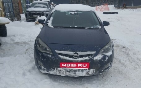 Opel Astra J, 2010 год, 39 000 рублей, 2 фотография
