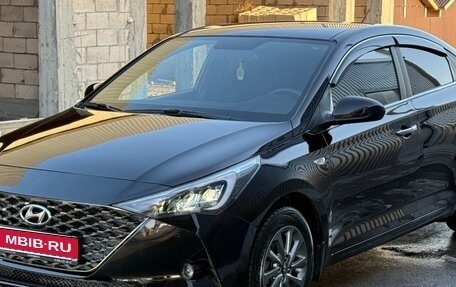 Hyundai Solaris II рестайлинг, 2022 год, 1 780 000 рублей, 1 фотография