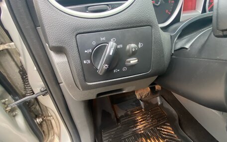 Ford Focus II рестайлинг, 2011 год, 349 000 рублей, 4 фотография