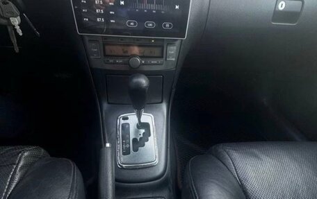 Toyota Avensis III рестайлинг, 2004 год, 615 000 рублей, 11 фотография